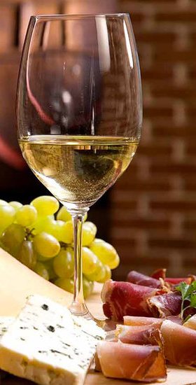 Rome by night and dinner with cheese tasting Rome by night and dinner with cheese tasting